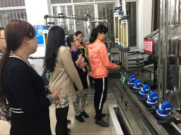 營(yíng)銷(xiāo)部：呼叫中心員工持續(xù)開(kāi)展提升業(yè)務(wù)知識(shí)培訓(xùn)