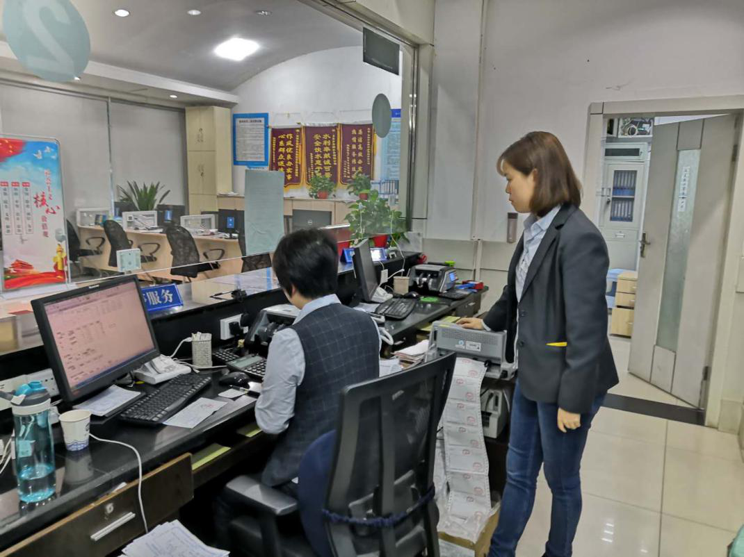 營銷部認(rèn)真開展收費(fèi)點(diǎn)交賬督查工作