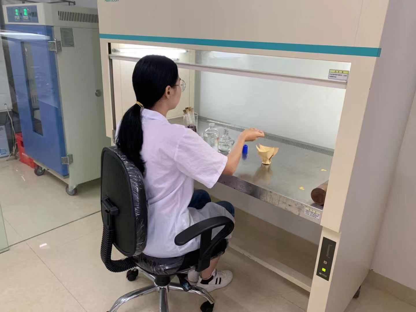 技術(shù)部化驗室圓滿完成第三季度水質(zhì)檢測工作