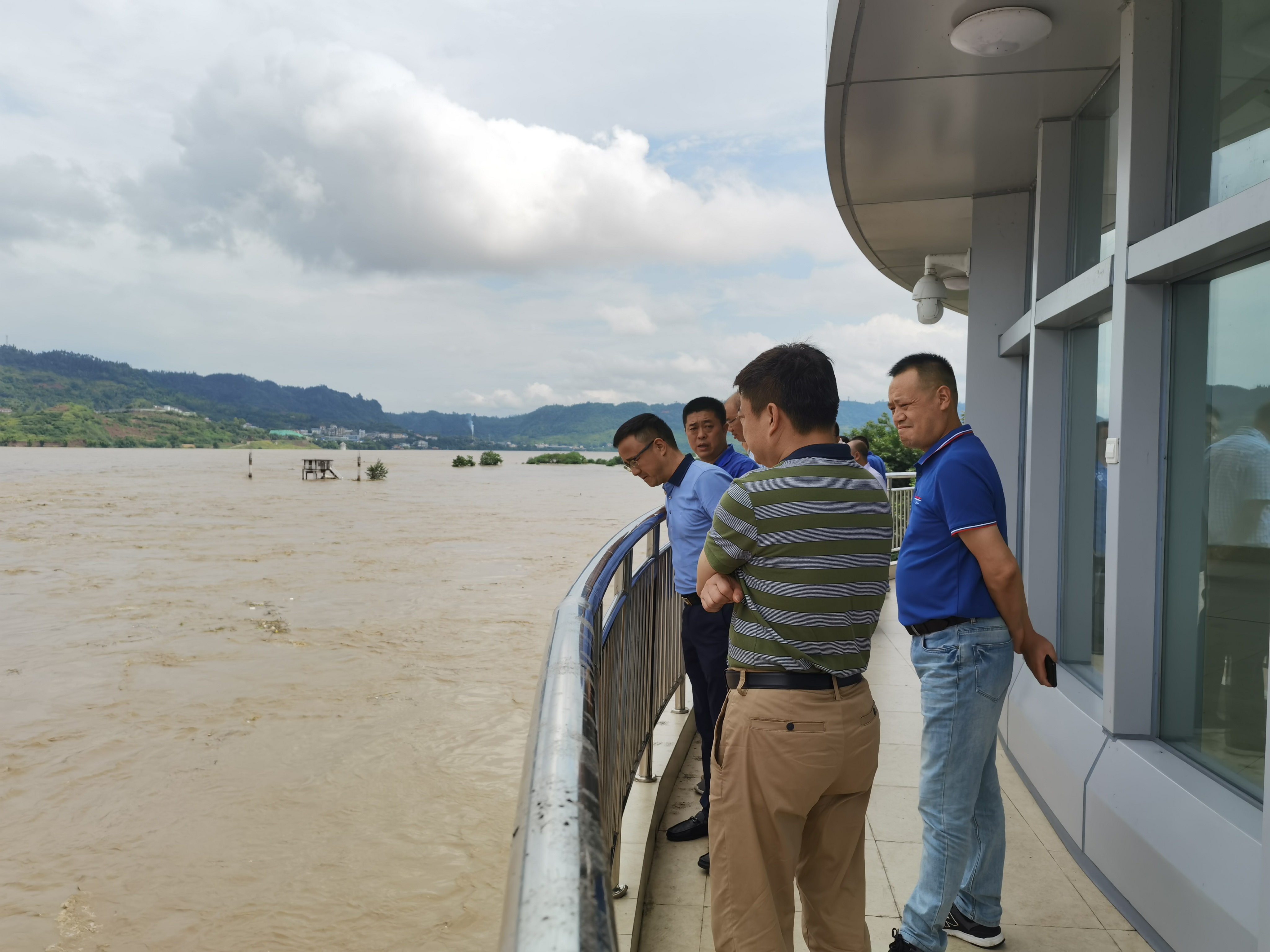 集團(tuán)公司傳達(dá)市防汛減災(zāi)防治會議精神并開展汛期督查工作