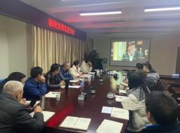 集團(tuán)公司黨委委員、副總經(jīng)理劉林參加 臨港支部組織生活會