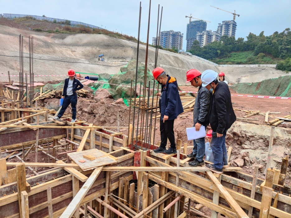 抓落實，嚴控工程建設(shè)質(zhì)量安全