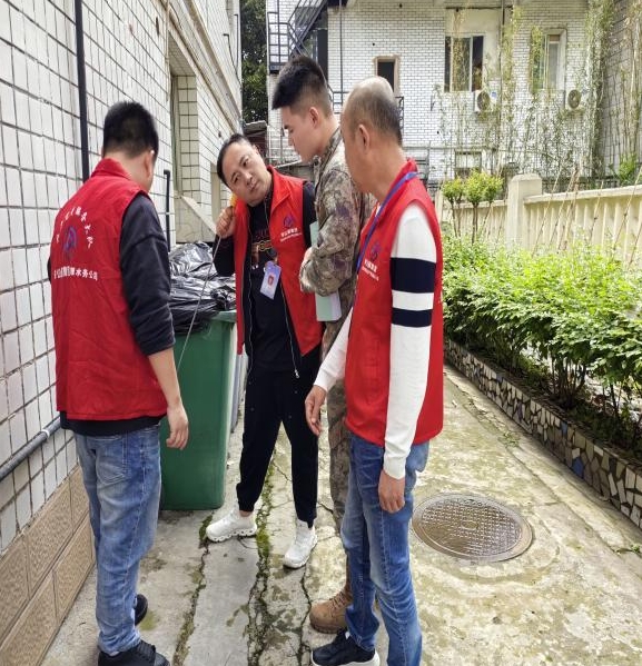 真情關(guān)愛(ài)用水牽 筑牢軍民魚水情